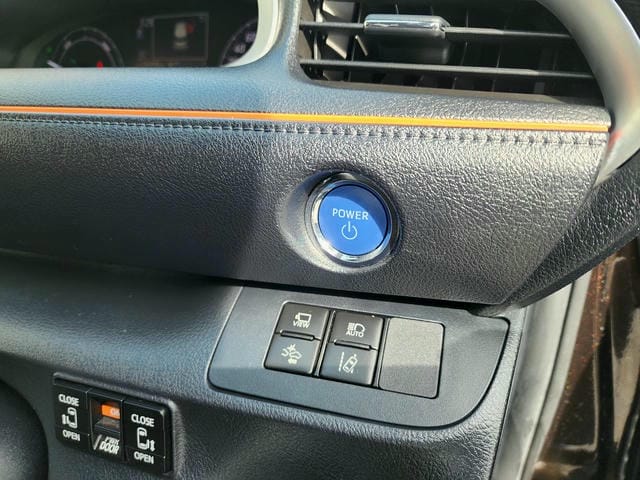 5056619