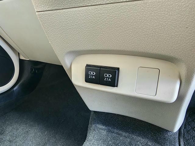 5057421