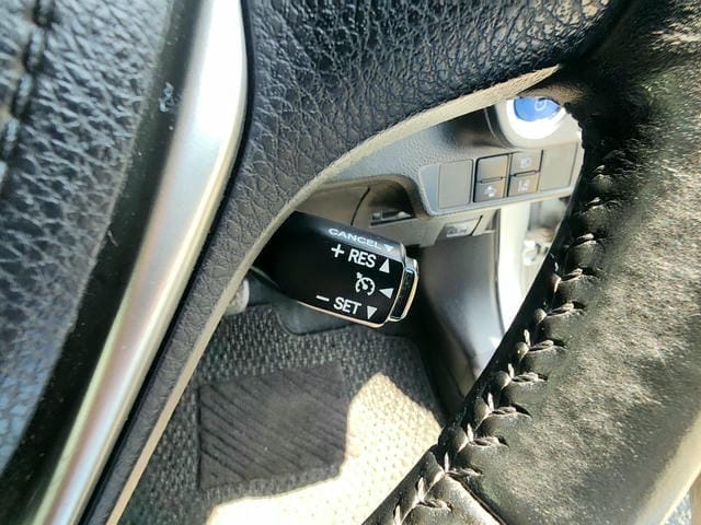 5058822