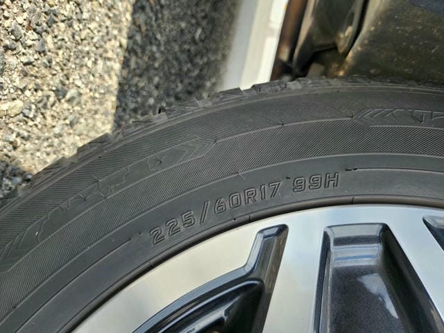 5061127