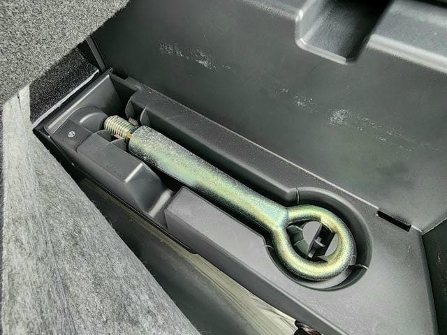 5061917