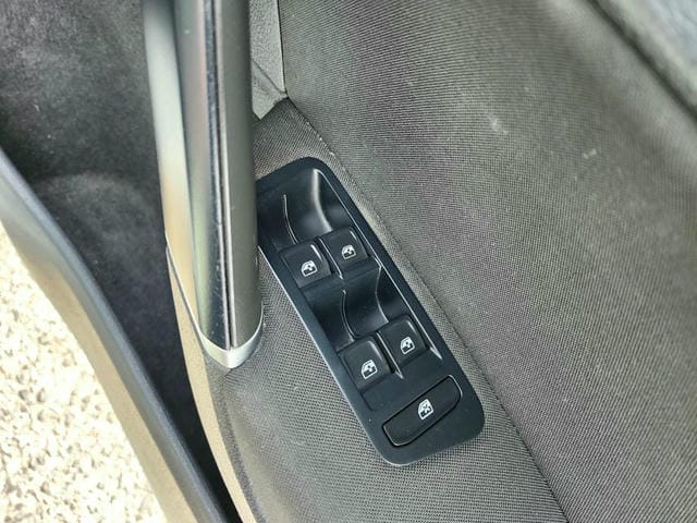 5062818