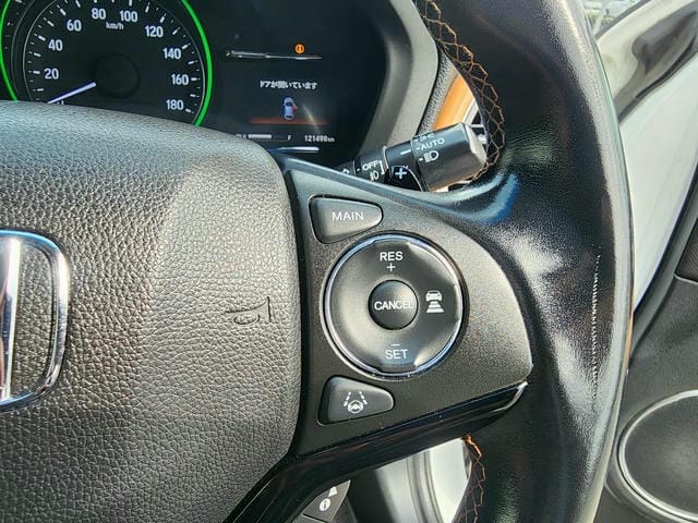 5064218