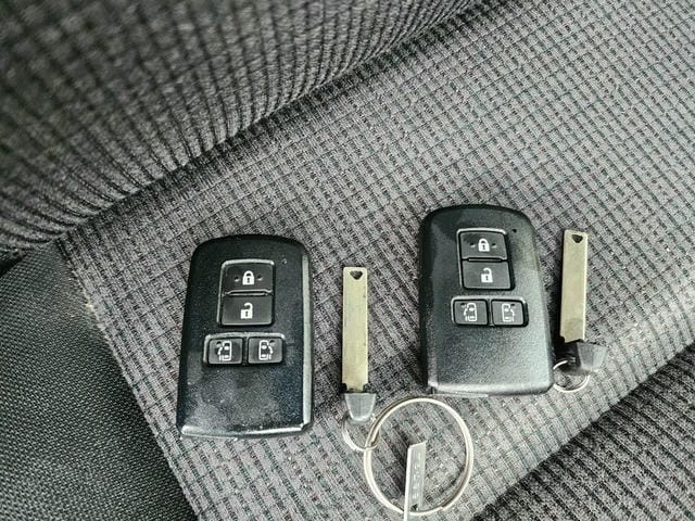 5067319