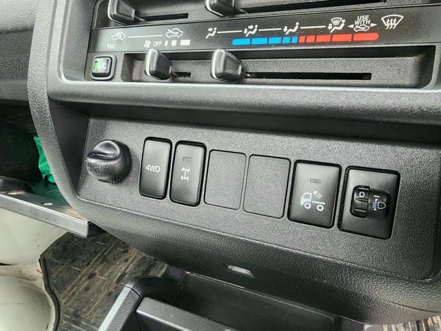 5067421