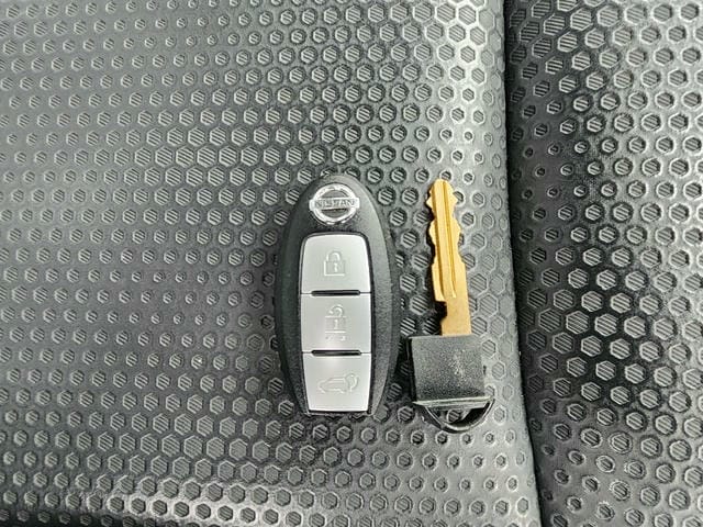5068818
