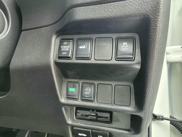 5068819