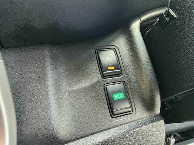 5069922