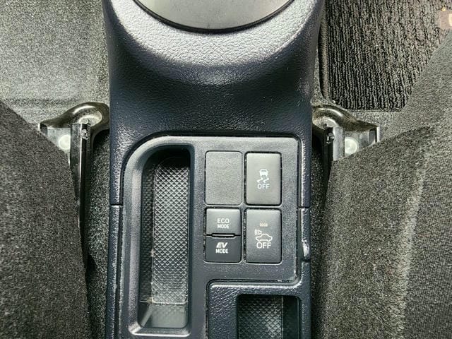 5071123