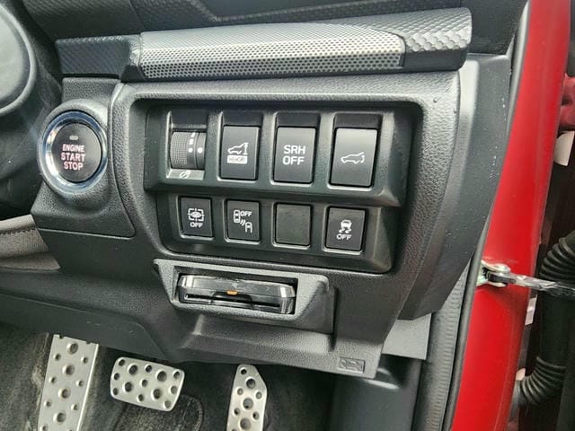 5072621