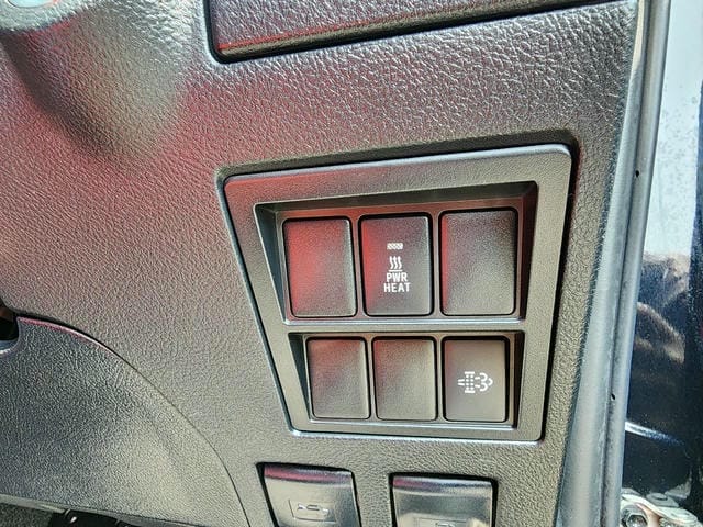 5073320