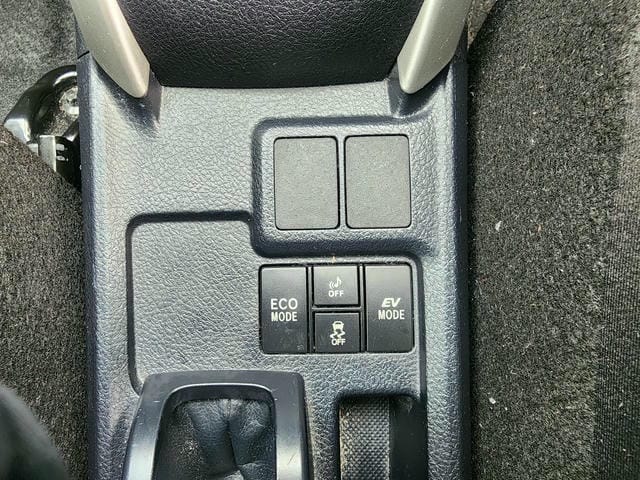 5073619