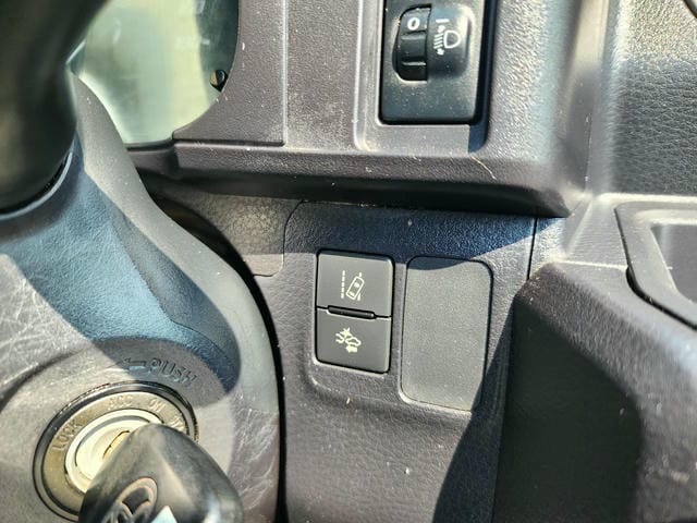 5073818