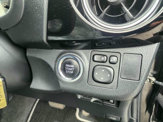 5074317