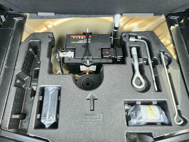 5076913