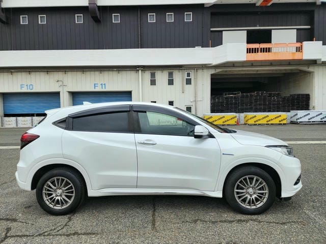 HONDA VEZEL HYBRID Z HONDA SENSING 4WD 2019/10 photo 2