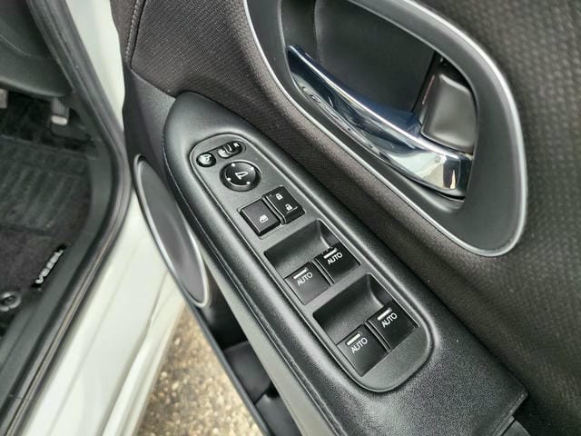 HONDA VEZEL HYBRID Z HONDA SENSING 4WD 2019/10 photo 17