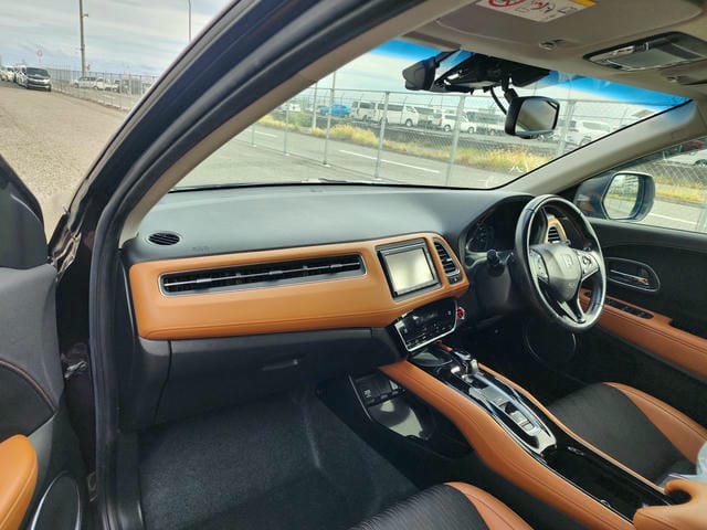 HONDA VEZEL HYBRID Z HONDA SENSING 2019/12 photo 9