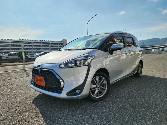 TOYOTA SIENTA HYBRID G 2019/7 photo 7