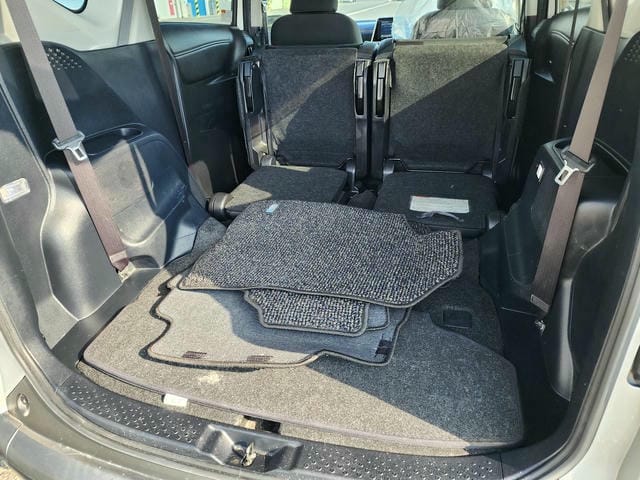 TOYOTA SIENTA HYBRID G 2019/7 photo 15