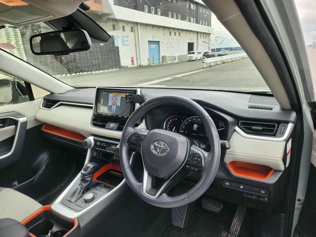 TOYOTA RAV4 ADVENTURE 4WD 2019/10 photo 8