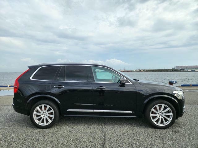 VOLVO XC90 D5 AWD INSCRIPTION 2019/4 photo 2