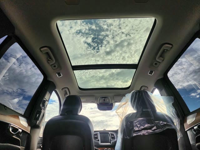 VOLVO XC90 D5 AWD INSCRIPTION 2019/4 photo 16