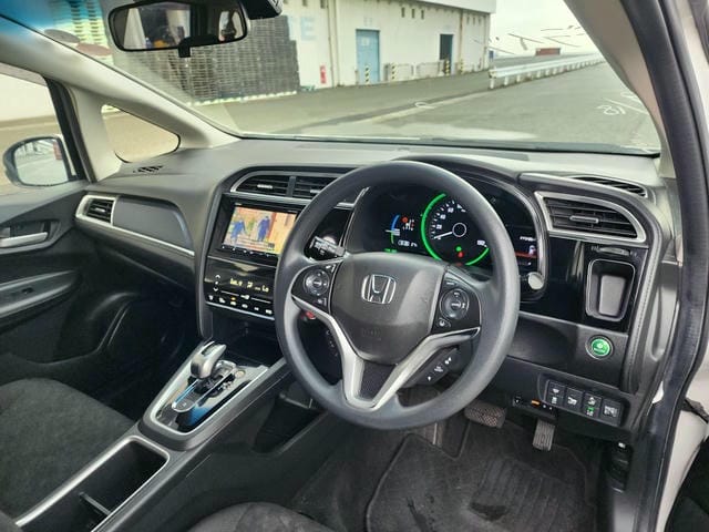 HONDA SHUTTLE HYBRID HONDA SENSING 4WD 2019/1 photo 8