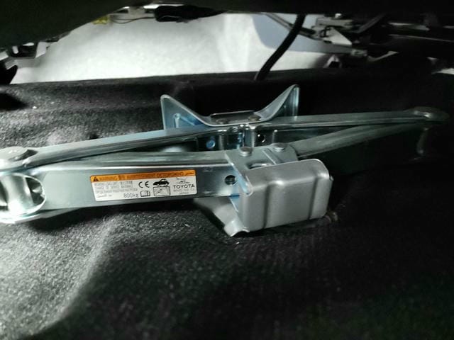 TOYOTA COROLLA FIELDER  2019/5 photo 18