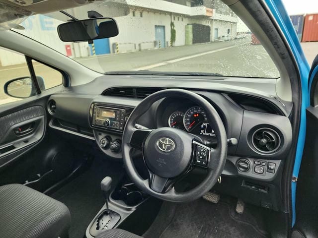 TOYOTA VITZ F SMART STOP PACKAGE 2019/7 photo 8