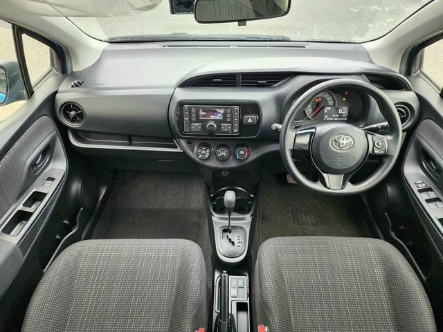 TOYOTA VITZ F SMART STOP PACKAGE 2019/7 photo 10
