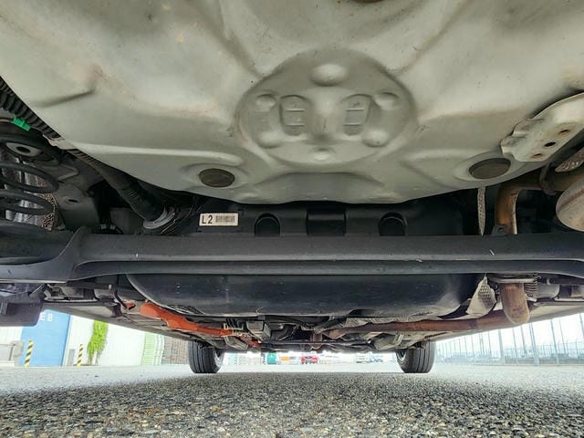 TOYOTA VITZ HYBRID F 2019/6 photo 34