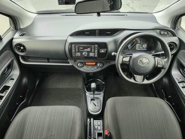 TOYOTA VITZ  2019/9 photo 10