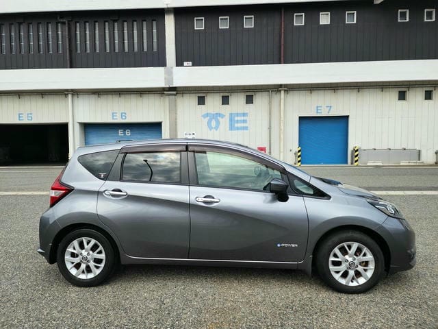 NISSAN NOTE E-POWER MEDALIST 2019/2 photo 2