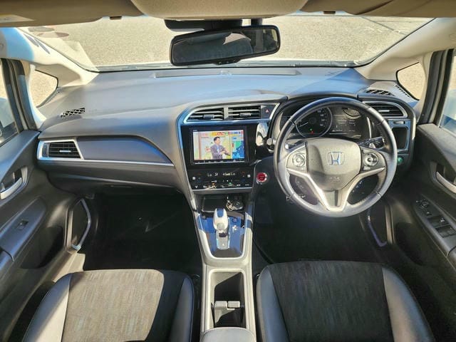 HONDA SHUTTLE HYBRID X HONDA SENSING 2019/11 photo 10