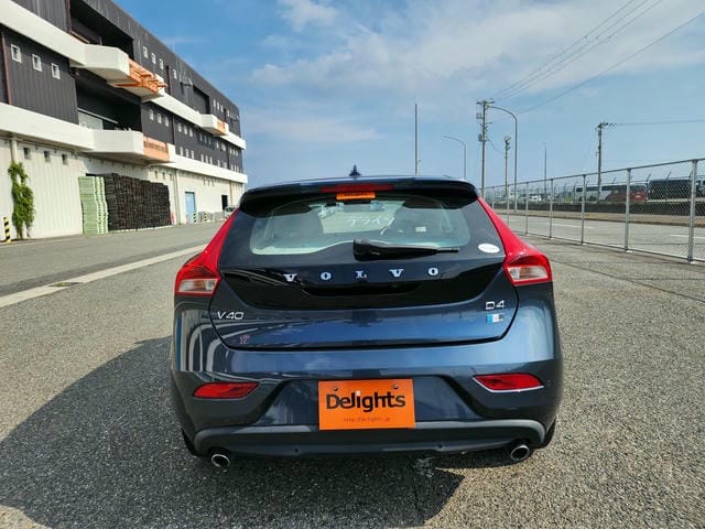 VOLVO V40  2019/1 photo 4