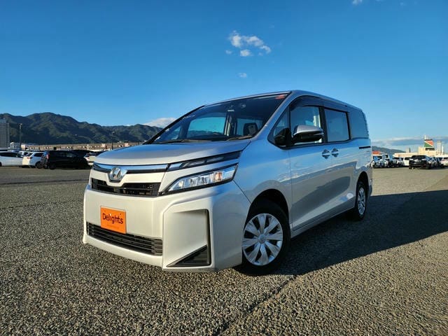 TOYOTA VOXY X 4WD 2019/8 photo 7