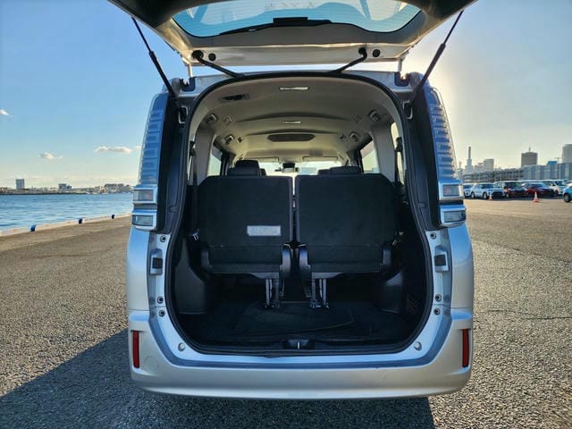 TOYOTA VOXY X 4WD 2019/8 photo 14