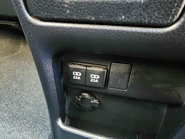 TOYOTA VOXY X 4WD 2019/8 photo 24