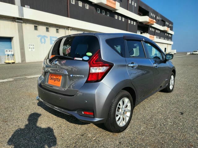NISSAN NOTE E POWER X 2019/8 photo 3