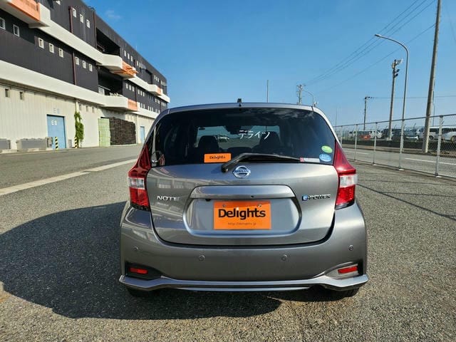 NISSAN NOTE E POWER X 2019/8 photo 4