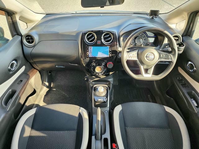 NISSAN NOTE E POWER X 2019/8 photo 10