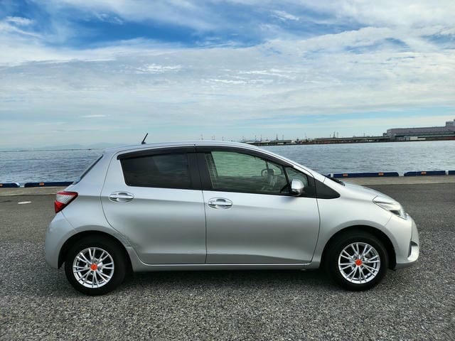 TOYOTA VITZ F SAFETY EDITION 3 2019/6 photo 2