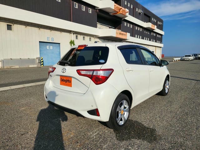 TOYOTA VITZ F 2019/9 photo 3