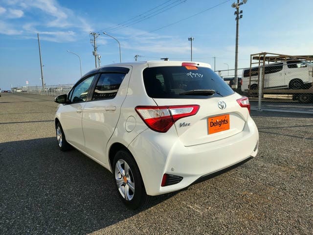 TOYOTA VITZ F 2019/9 photo 5