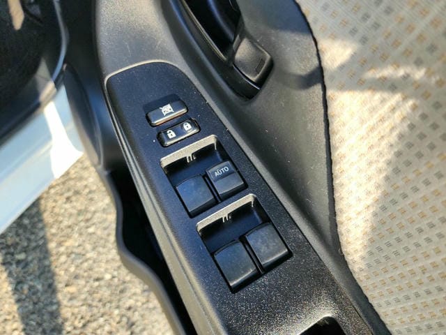TOYOTA VITZ F 2019/9 photo 18