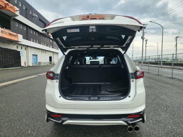TOYOTA HARRIER PROGRESS 2019/4 photo 13