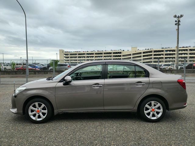 TOYOTA COROLLA AXIO 1.5G 2019/5 photo 6