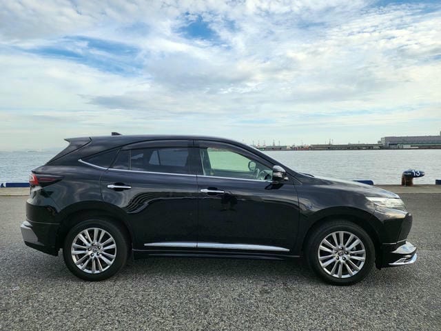 TOYOTA HARRIER PREMIUM 2019/3 photo 2