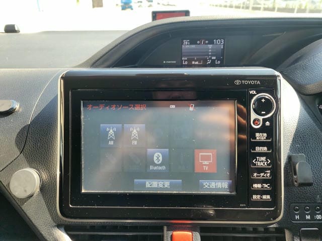 TOYOTA VOXY V 2019/7 photo 11